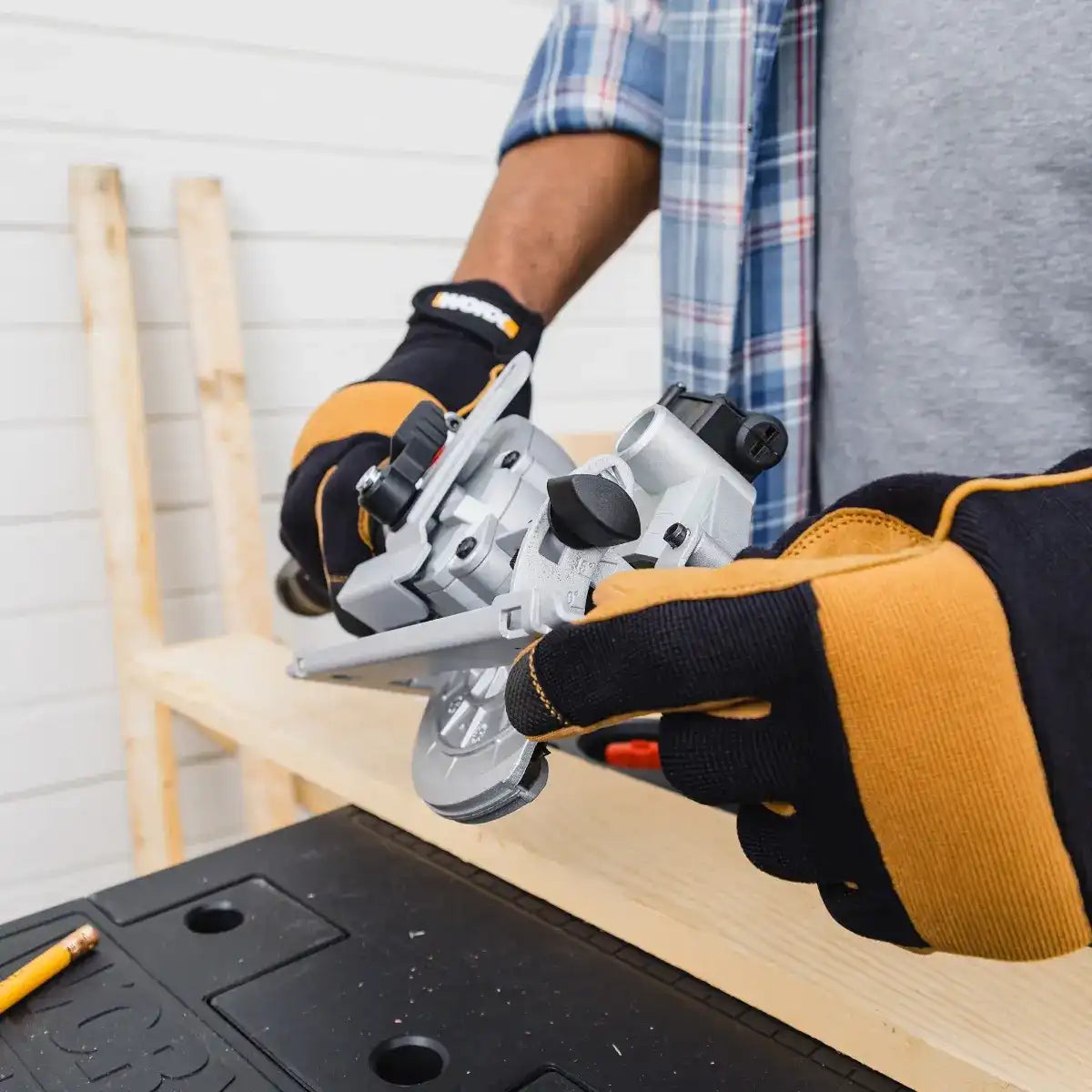 6.5 Amp WORXSAW 4.5" Corded Compact Circular Saw