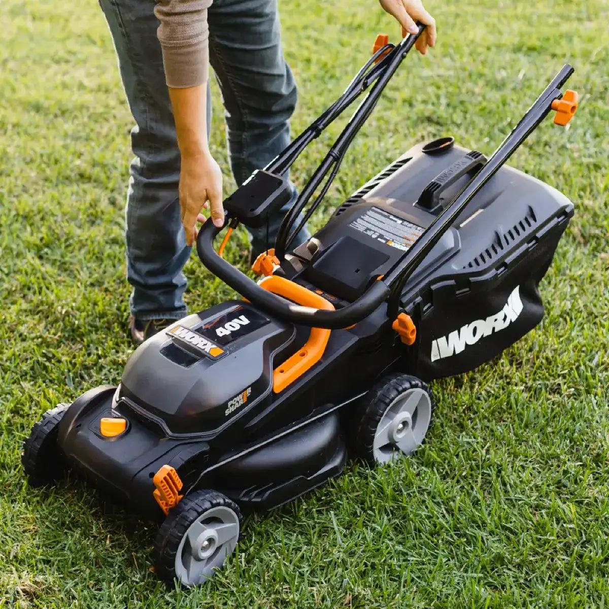 40V 14" Lawn Mower & 20V GT 3.0 12" String Trimmer Combo Kit