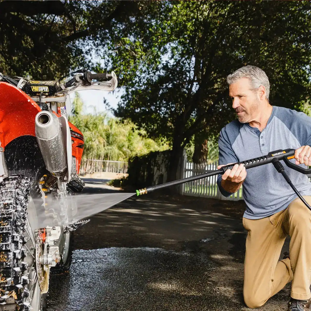 13 Amp 1900 PSI 1.2 GPM pressure washer