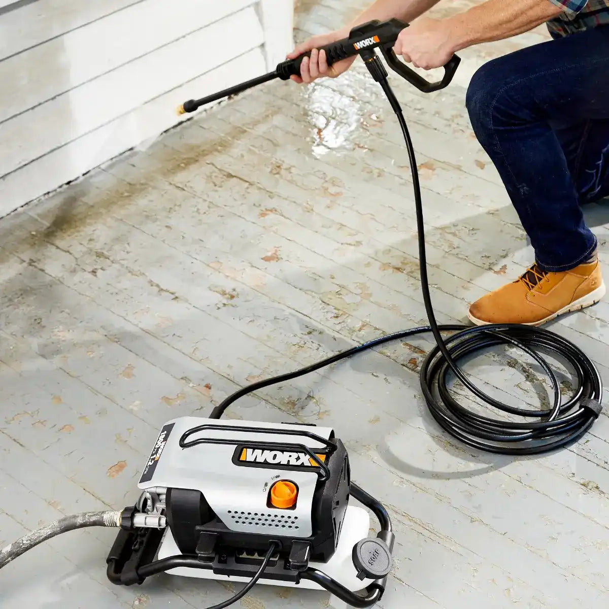 13 Amp 1800 PSI 1.2 GPM pressure washer