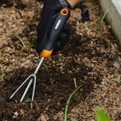 3-tine hand garden cultivator