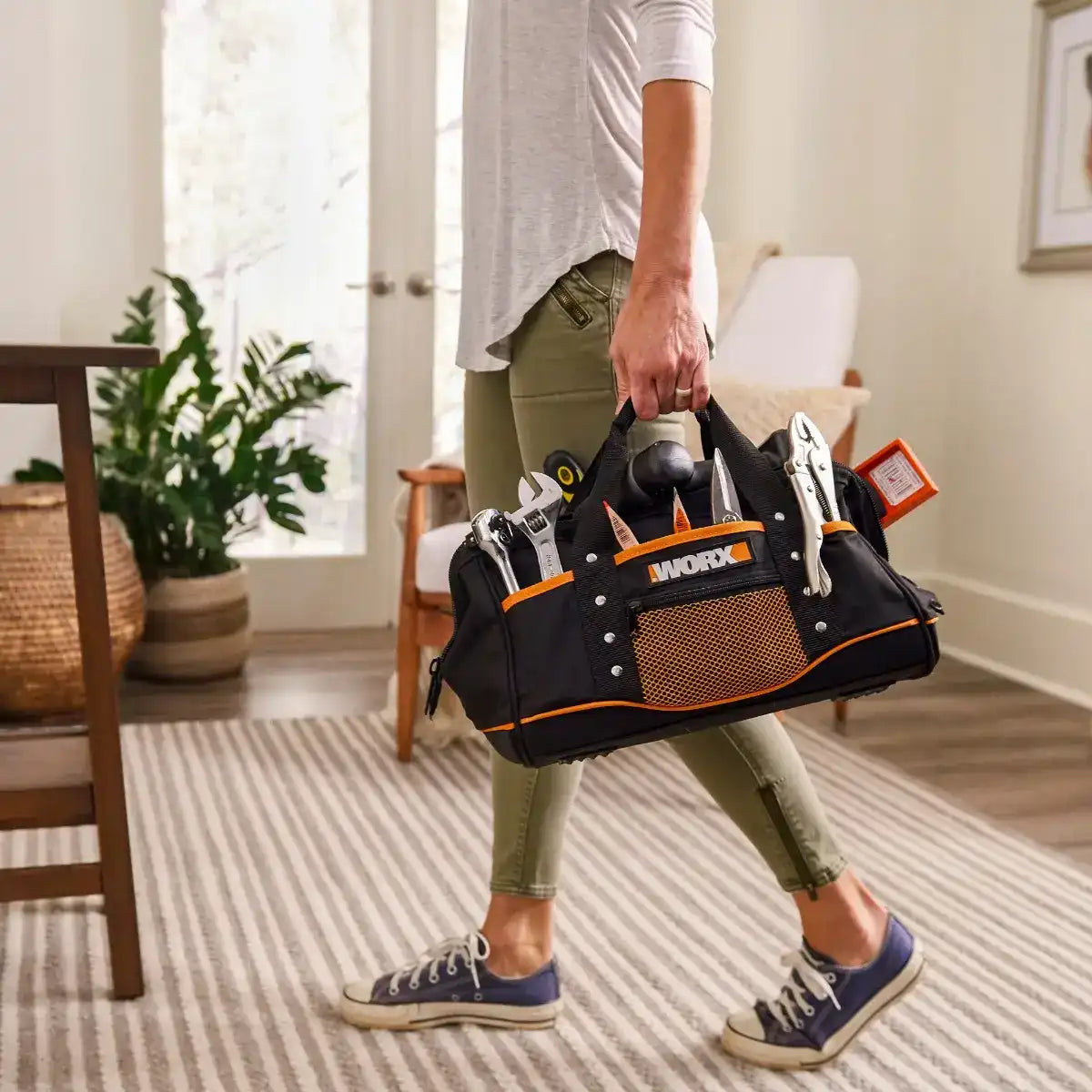 Zippered Tool Bag with Interior and Exterior Pockets