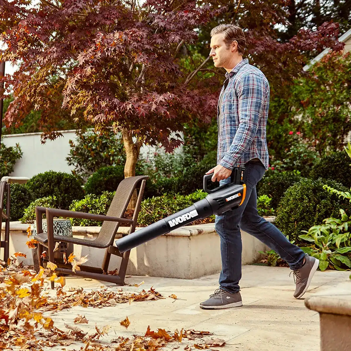 20V Power Share Cordless 12" String Trimmer/Edger & Turbine Blower Combo Kit with 1hr Charger (Discontinued)
