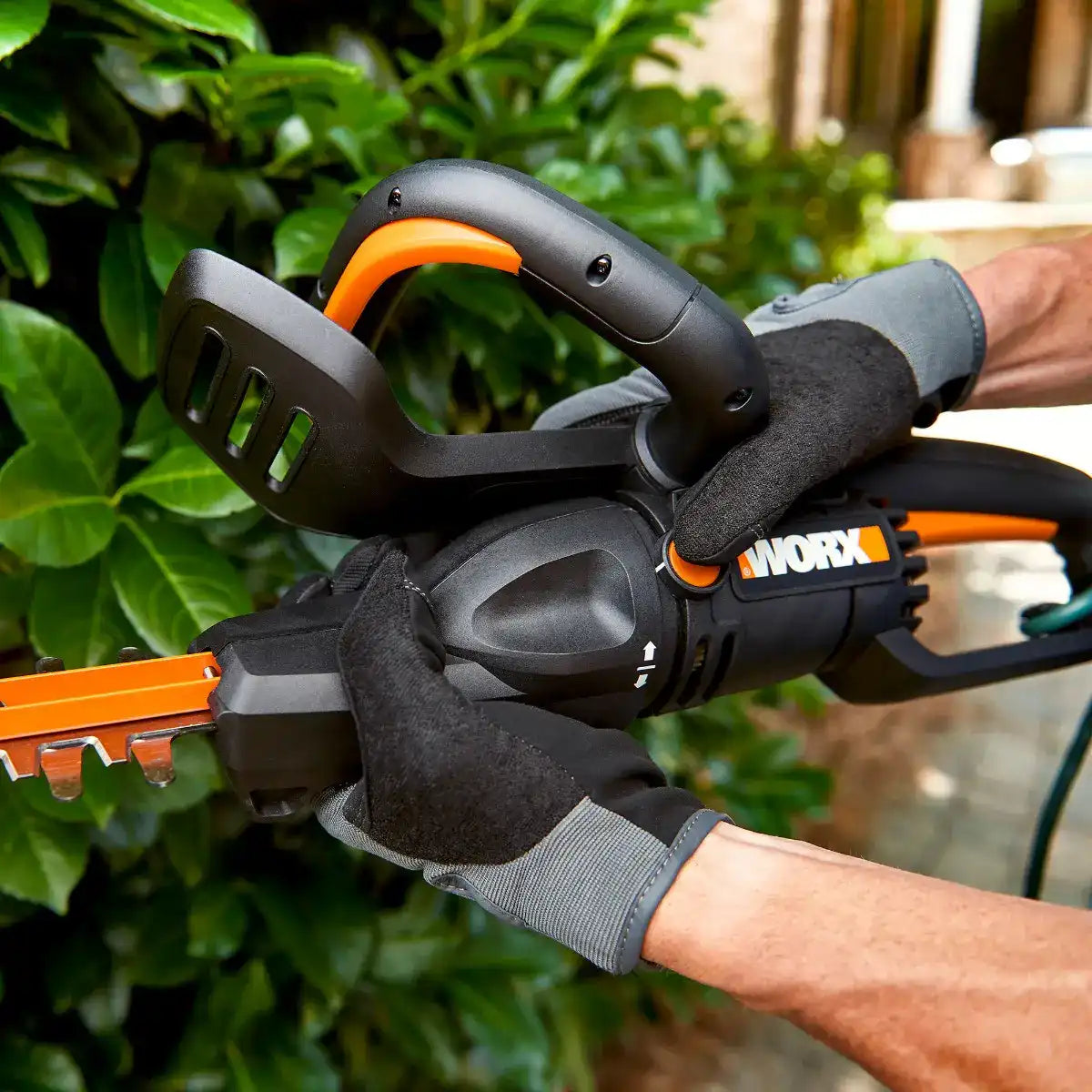 4.5 Amp 24" hedge trimmer