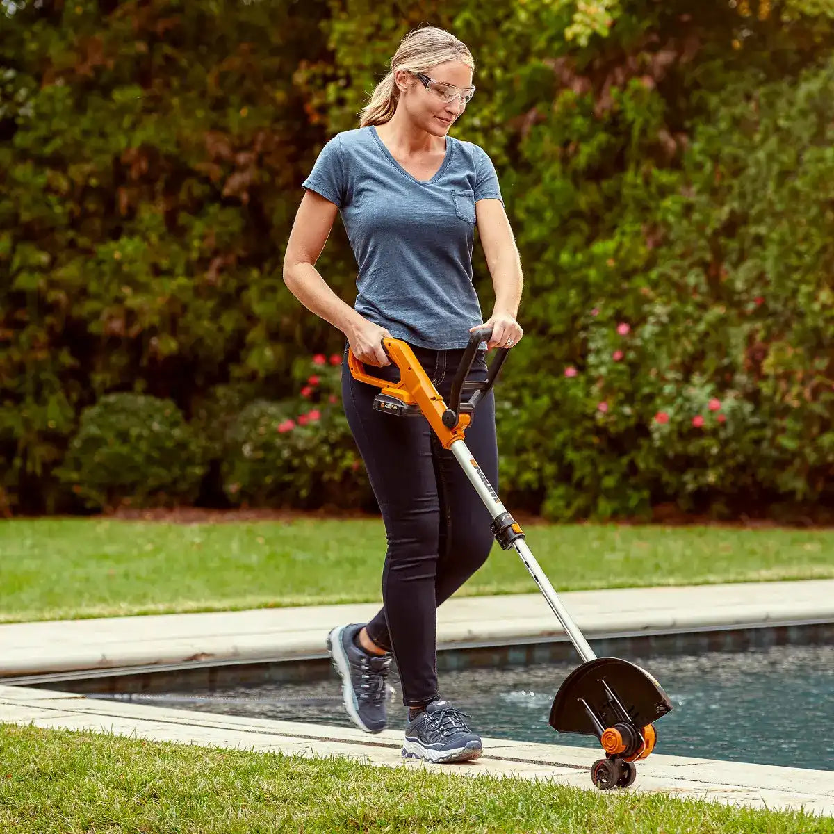 20V Power Share 12" Cordless String Trimmer & Edger