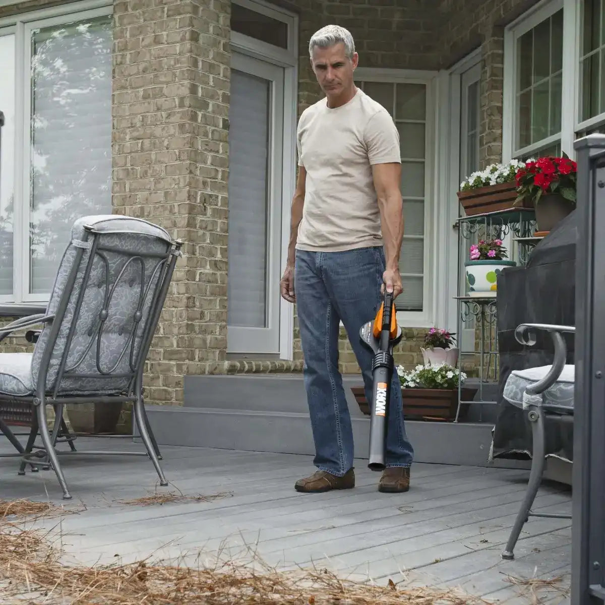 20V Power Share WORX AIR Cordless Leaf Blower / Sweeper (Discontinued)