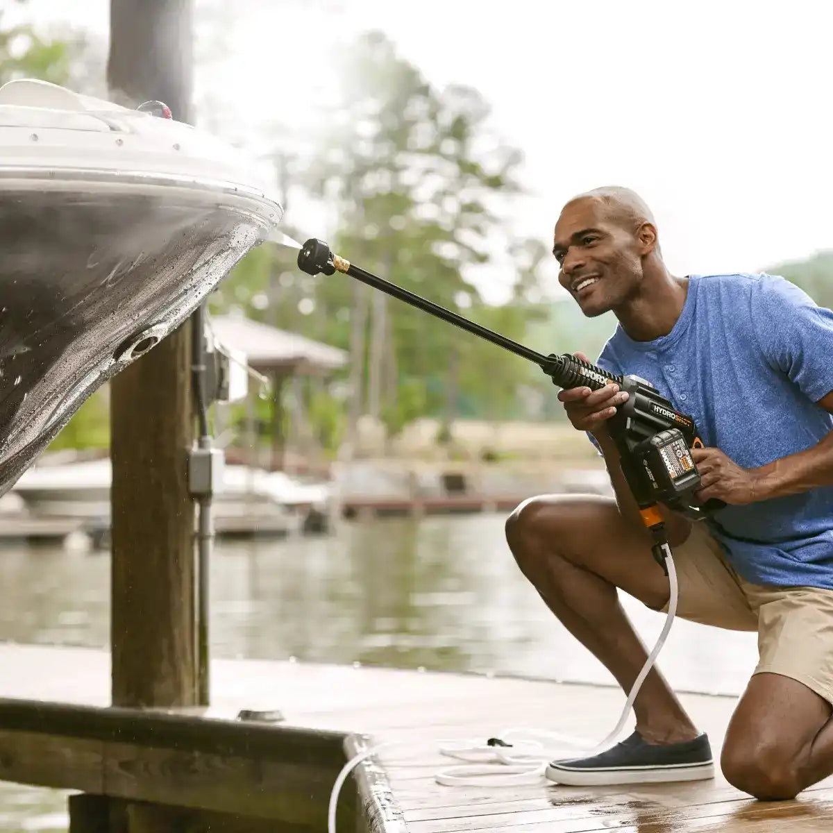20V Power Share Hydroshot Portable Power Cleaner w/ Cleaning Accessories and 4.0Ah Battery